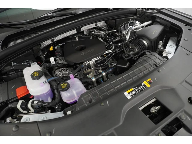Nuevos JEEP GRAND CHEROKEE à Estados chez autogozo