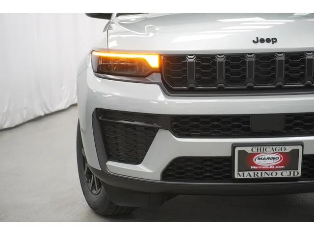 Nuevos JEEP GRAND CHEROKEE à Estados chez autogozo