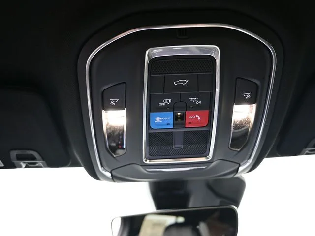 Nuevos JEEP GRAND CHEROKEE à Estados chez autogozo