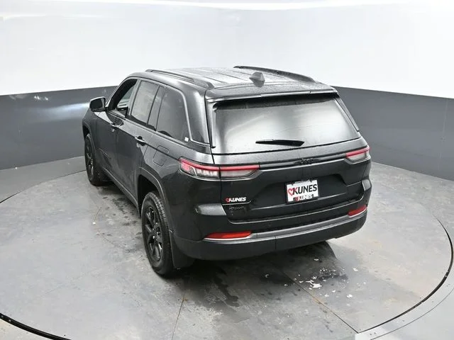 Nuevos JEEP GRAND CHEROKEE à Estados chez autogozo