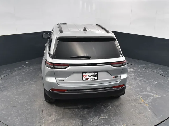 Nuevos JEEP GRAND CHEROKEE à Estados chez autogozo