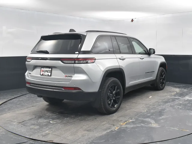 Nuevos JEEP GRAND CHEROKEE à Estados chez autogozo