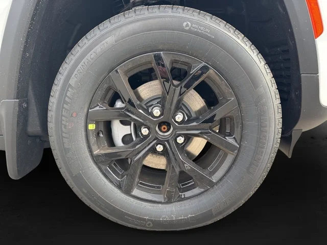 Nuevos JEEP GRAND CHEROKEE à Estados chez autogozo