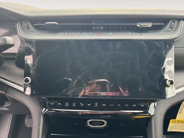 Nuevos JEEP GRAND CHEROKEE à Estados chez autogozo