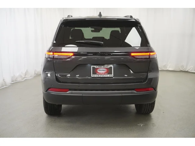 Nuevos JEEP GRAND CHEROKEE à Estados chez autogozo