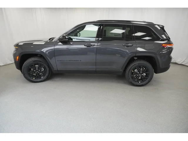 Nuevos JEEP GRAND CHEROKEE à Estados chez autogozo