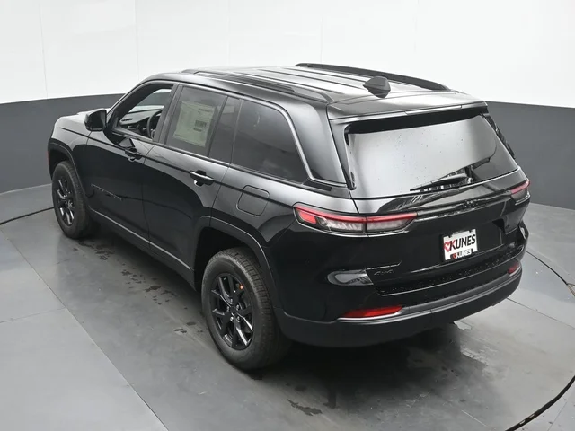Nuevos JEEP GRAND CHEROKEE à Estados chez autogozo