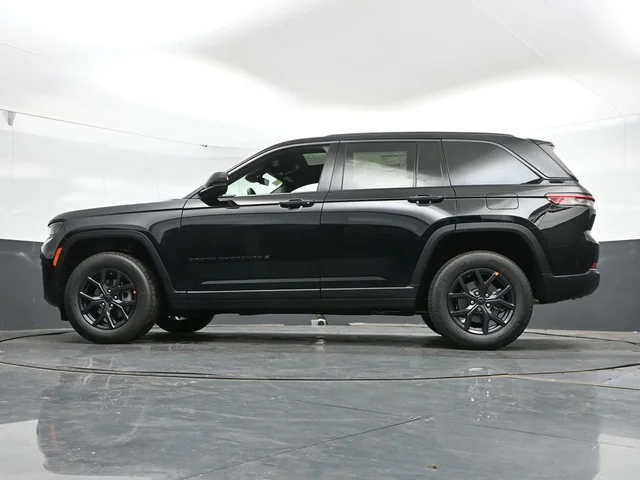 Nuevos JEEP GRAND CHEROKEE à Estados chez autogozo