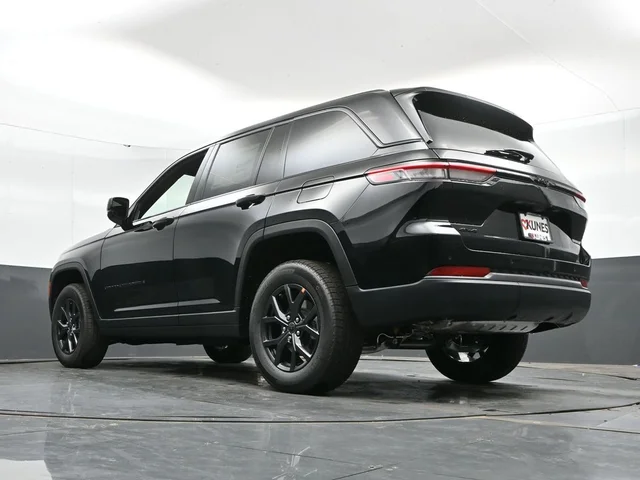 Nuevos JEEP GRAND CHEROKEE à Estados chez autogozo