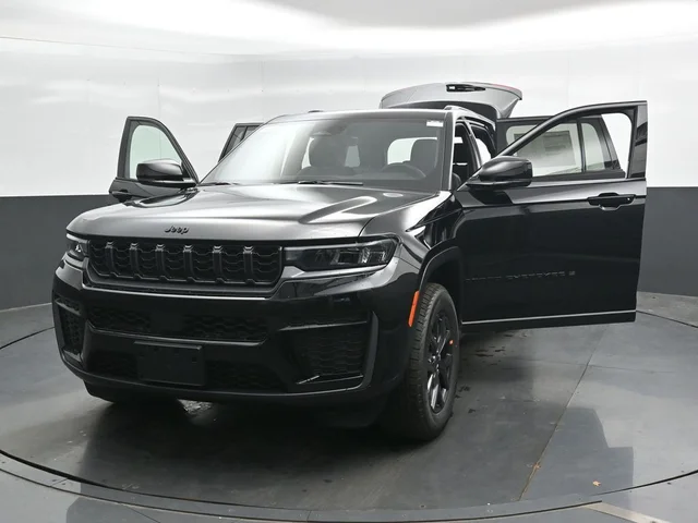 Nuevos JEEP GRAND CHEROKEE à Estados chez autogozo