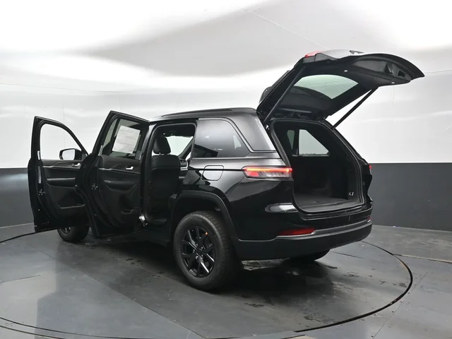 Nuevos JEEP GRAND CHEROKEE à Estados chez autogozo