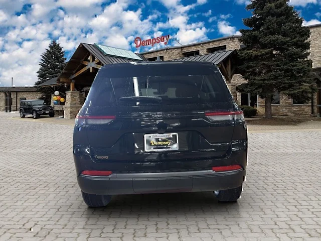 Nuevos JEEP GRAND CHEROKEE à Estados chez autogozo