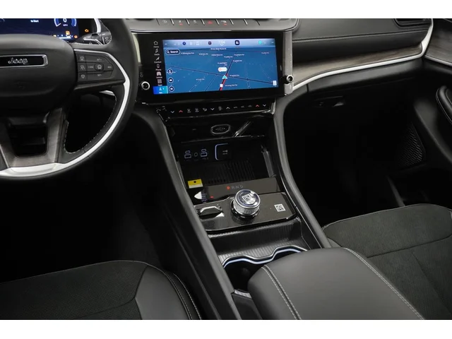Nuevos JEEP GRAND CHEROKEE à Estados chez autogozo