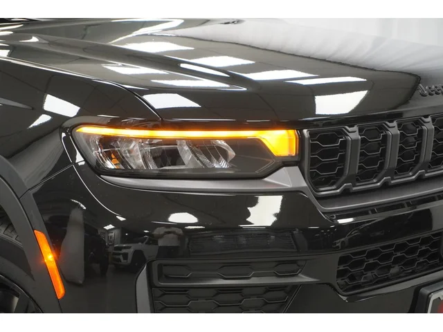 Nuevos JEEP GRAND CHEROKEE à Estados chez autogozo