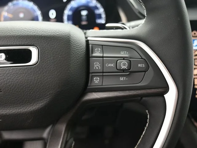 Nuevos JEEP GRAND CHEROKEE à Estados chez autogozo