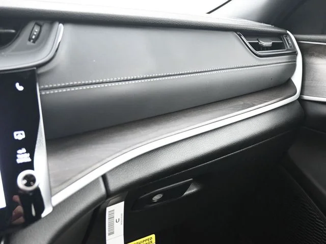 Nuevos JEEP GRAND CHEROKEE à Estados chez autogozo