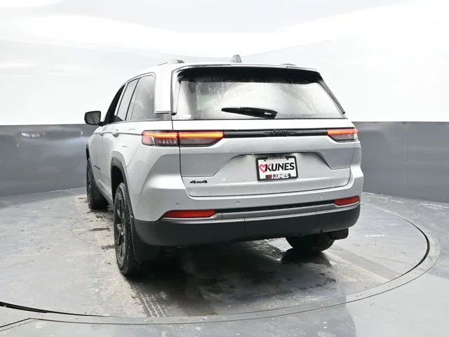 Nuevos JEEP GRAND CHEROKEE à Estados chez autogozo