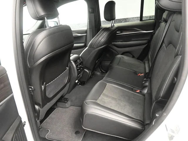 Nuevos JEEP GRAND CHEROKEE à Estados chez autogozo