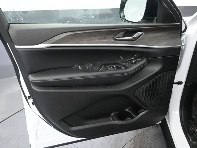 Nuevos JEEP GRAND CHEROKEE à Estados chez autogozo