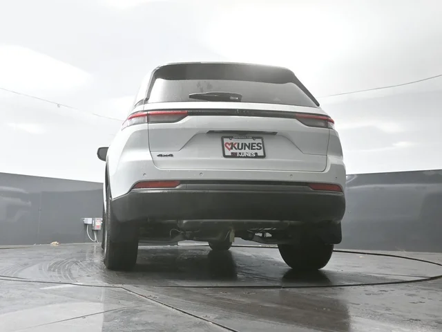 Nuevos JEEP GRAND CHEROKEE à Estados chez autogozo