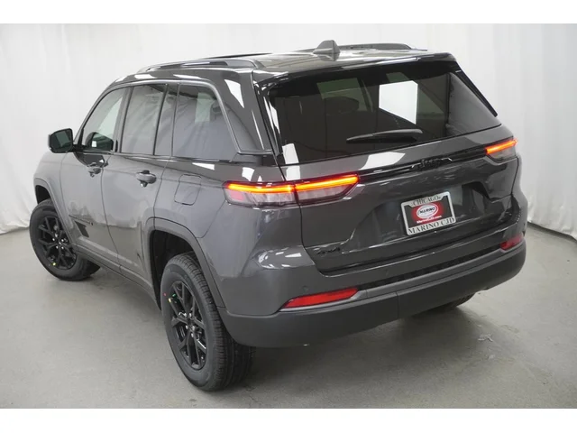 Nuevos JEEP GRAND CHEROKEE à Estados chez autogozo
