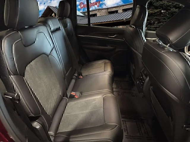 Nuevos JEEP GRAND CHEROKEE à Estados chez autogozo