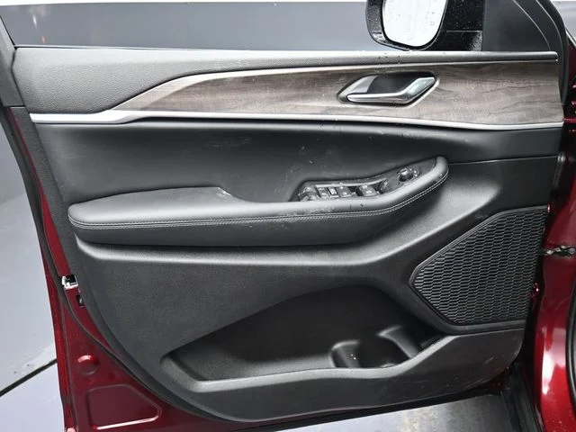 Nuevos JEEP GRAND CHEROKEE à Estados chez autogozo