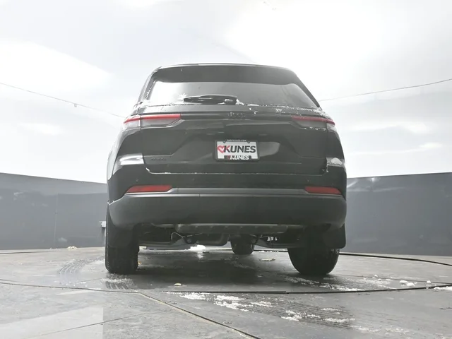 Nuevos JEEP GRAND CHEROKEE à Estados chez autogozo
