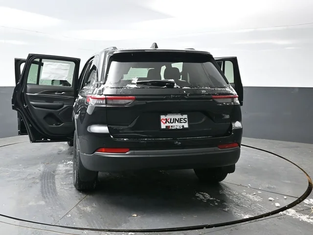 Nuevos JEEP GRAND CHEROKEE à Estados chez autogozo