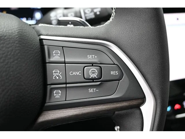 Nuevos JEEP GRAND CHEROKEE à Estados chez autogozo
