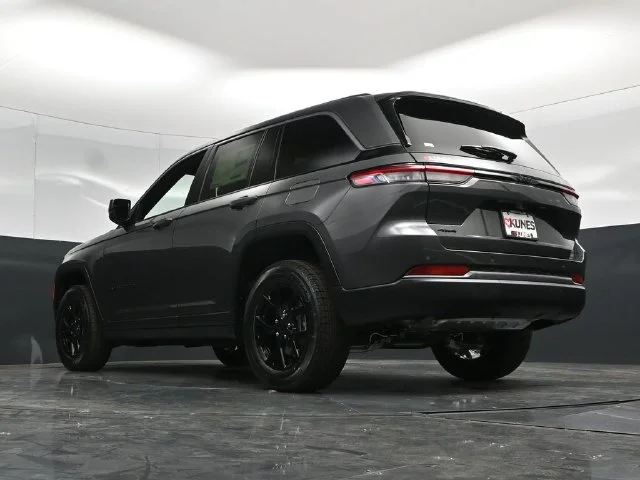 Nuevos JEEP GRAND CHEROKEE à Estados chez autogozo