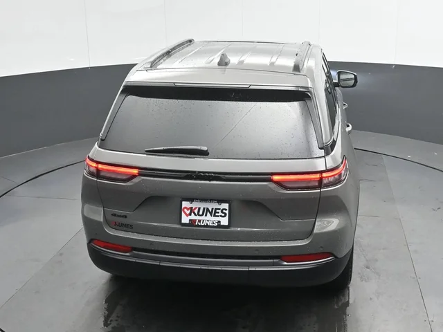 Nuevos JEEP GRAND CHEROKEE à Estados chez autogozo
