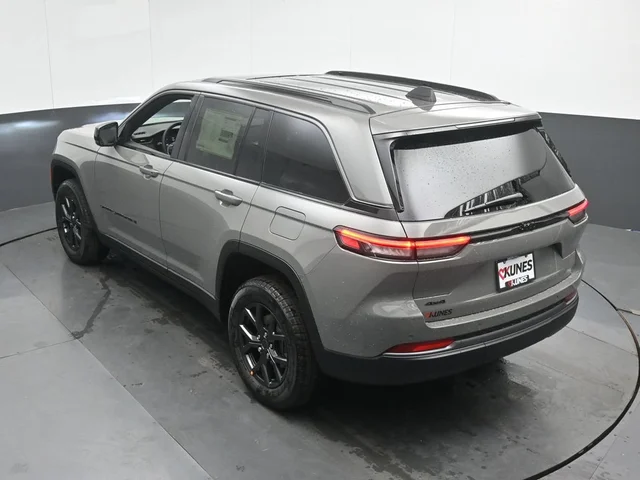 Nuevos JEEP GRAND CHEROKEE à Estados chez autogozo