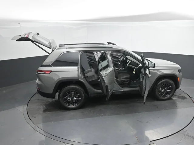 Nuevos JEEP GRAND CHEROKEE à Estados chez autogozo