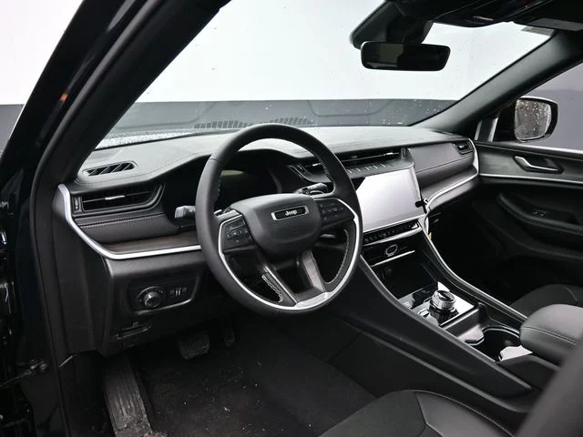 Nuevos JEEP GRAND CHEROKEE à Estados chez autogozo