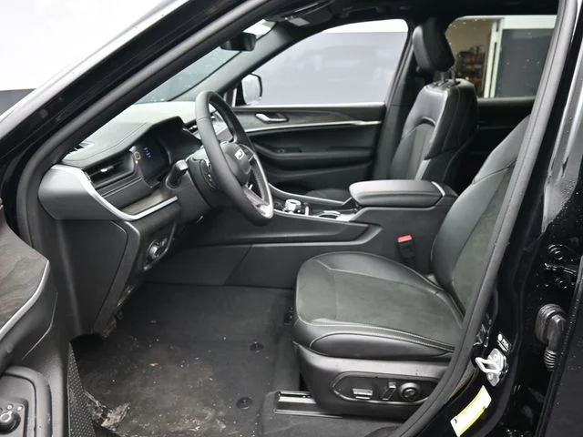 Nuevos JEEP GRAND CHEROKEE à Estados chez autogozo