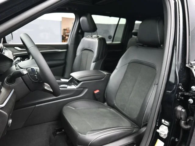 Nuevos JEEP GRAND CHEROKEE à Estados chez autogozo