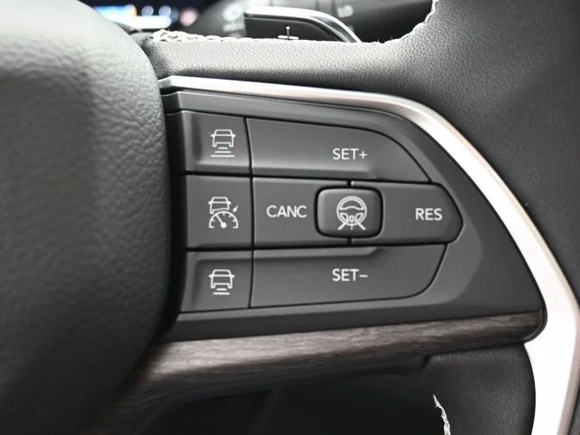Nuevos JEEP GRAND CHEROKEE à Estados chez autogozo