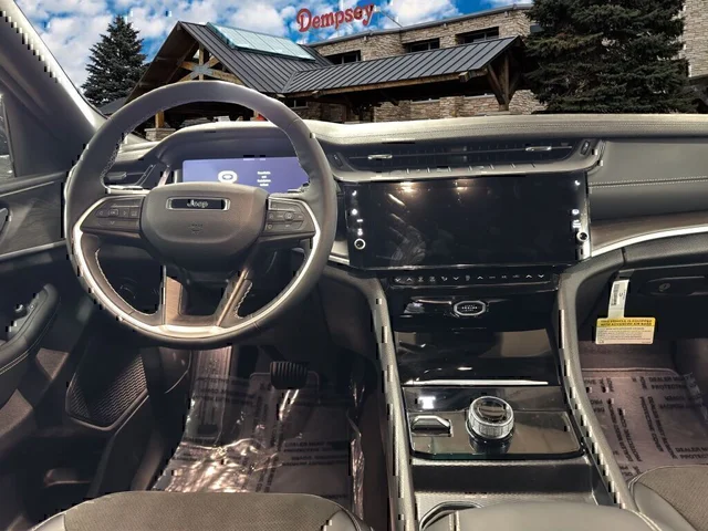Nuevos JEEP GRAND CHEROKEE à Estados chez autogozo
