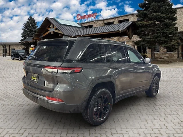 Nuevos JEEP GRAND CHEROKEE à Estados chez autogozo