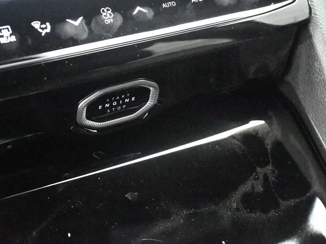 Nuevos JEEP GRAND CHEROKEE à Estados chez autogozo