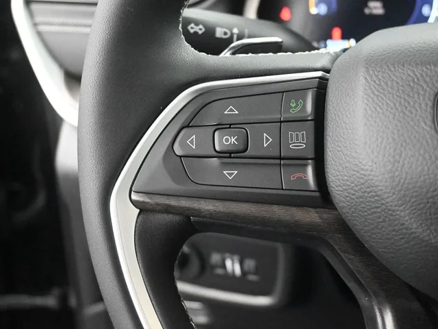 Nuevos JEEP GRAND CHEROKEE à Estados chez autogozo