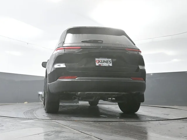 Nuevos JEEP GRAND CHEROKEE à Estados chez autogozo