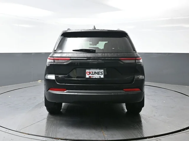 Nuevos JEEP GRAND CHEROKEE à Estados chez autogozo