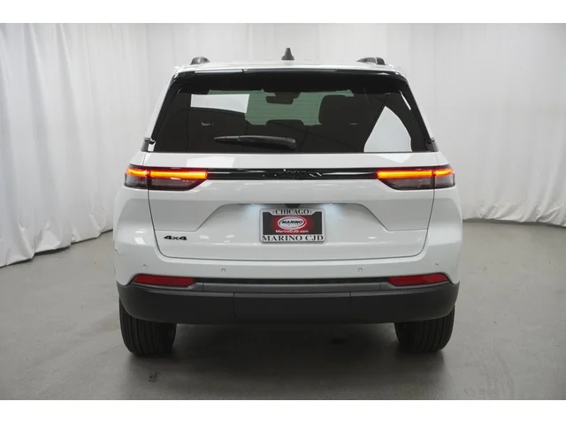 Nuevos JEEP GRAND CHEROKEE à Estados chez autogozo
