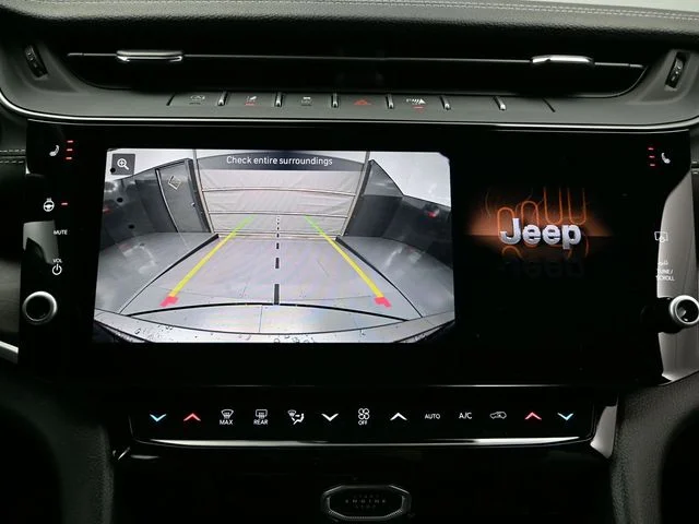 Nuevos JEEP GRAND CHEROKEE à Estados chez autogozo