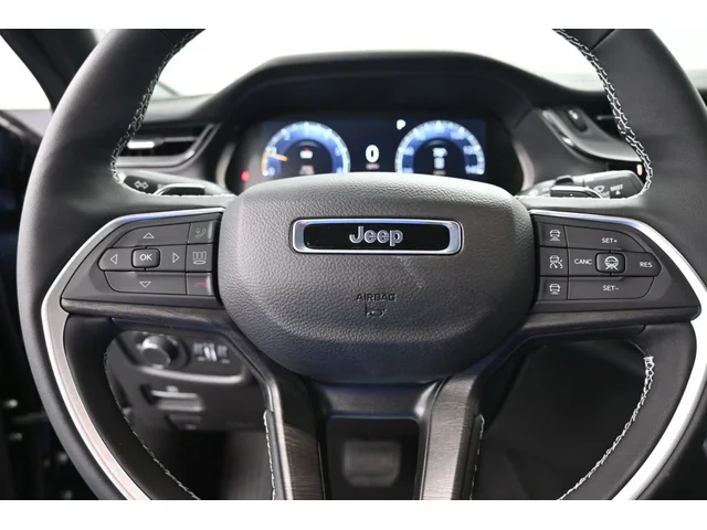 Nuevos JEEP GRAND CHEROKEE à Estados chez autogozo