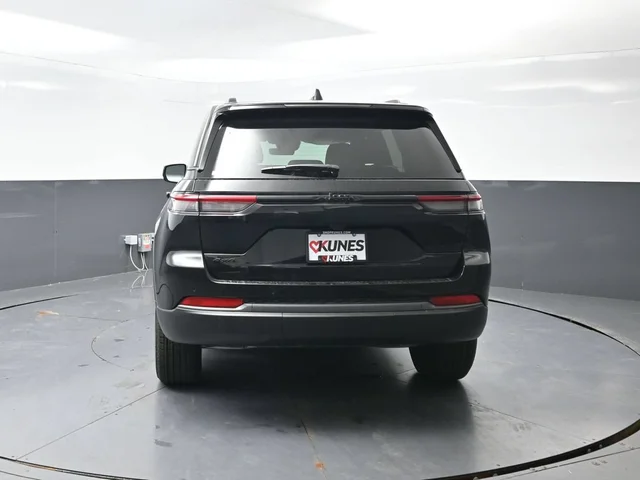 Nuevos JEEP GRAND CHEROKEE à Estados chez autogozo