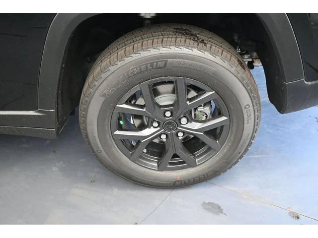 Nuevos JEEP GRAND CHEROKEE à Estados chez autogozo