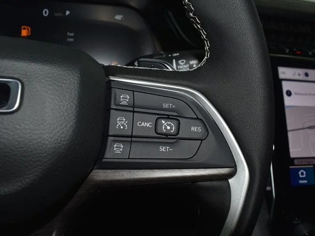 Nuevos JEEP GRAND CHEROKEE à Estados chez autogozo